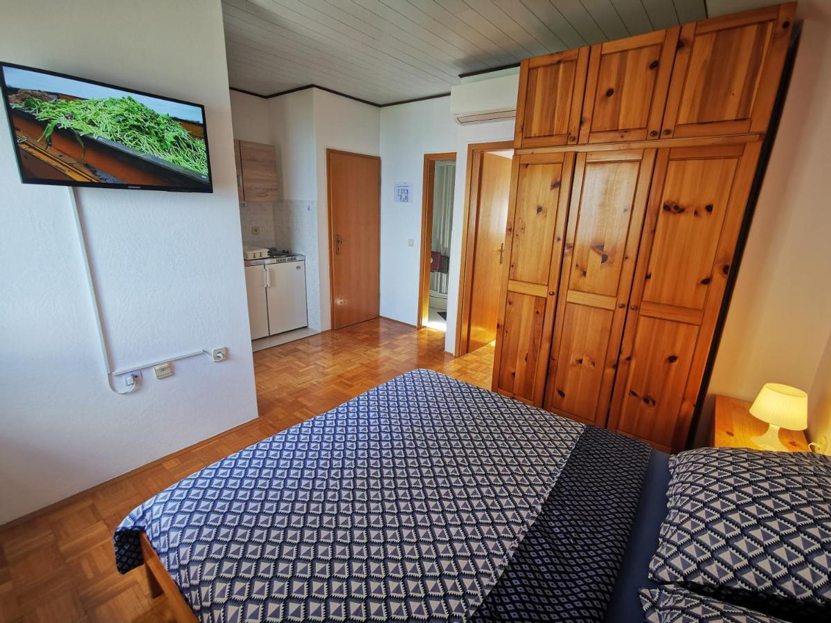Apartments Franci Mošćenička Draga Exteriör bild